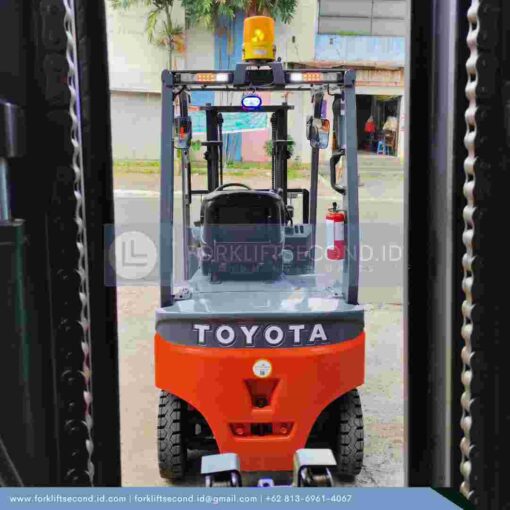 FORKLIFT SECOND TOYOTA 8FBN15 TAMPAK BELAKANG 30102